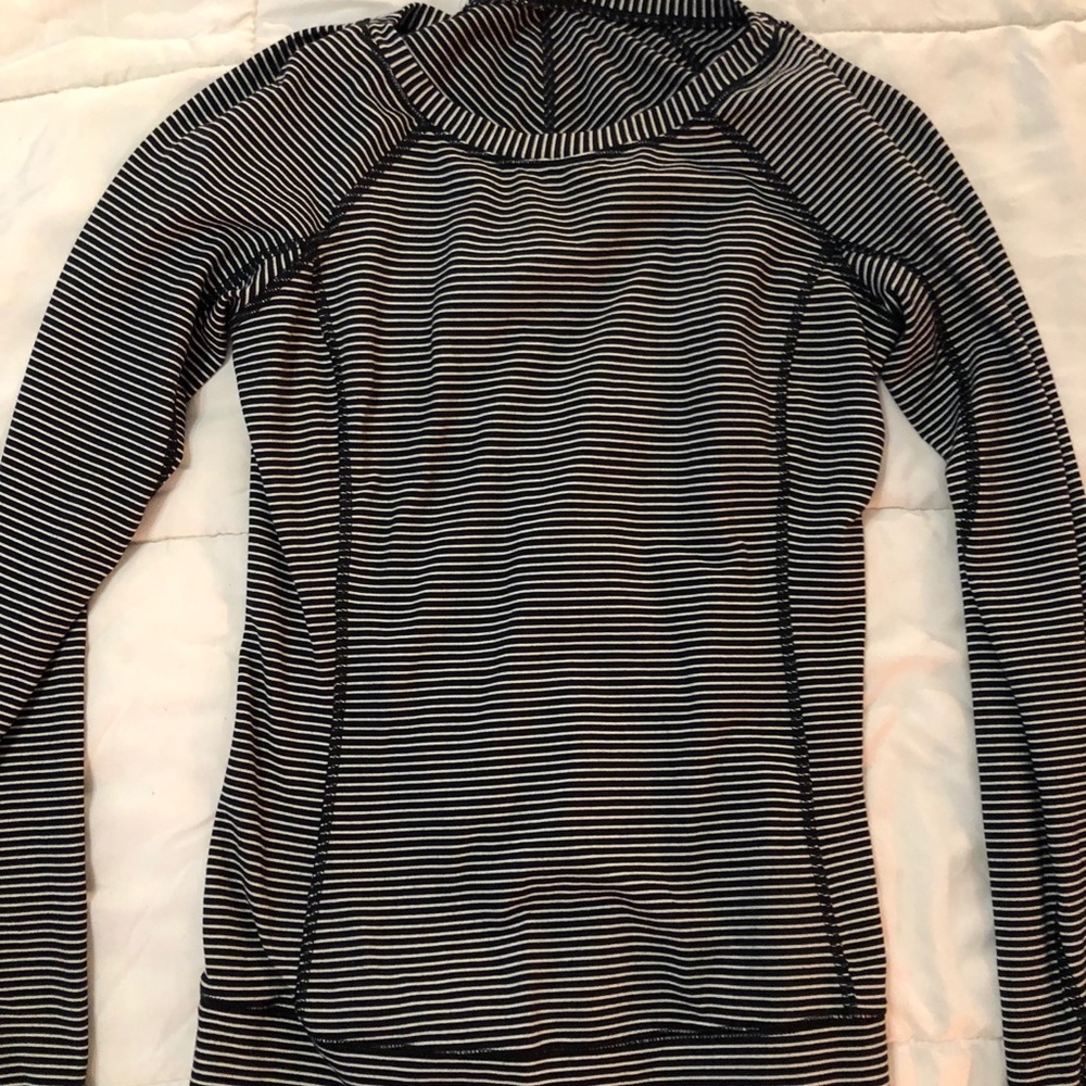 Lululemon sweater
